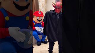 جني عم يرقص لماريو 😱