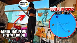 Combate de Pipas Laje vs Rua no Céu Azul - Vizinho Subiu no Telhado pra Pegar Nosso Pipão Avoado!