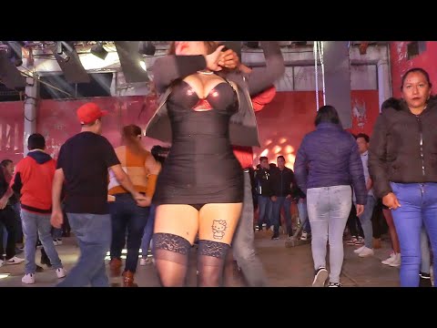 🔴LA SONIDERA QUE ENAMORO A TODOS LOS SONIDEROS BAILANDO ESTA CUMBIA CON SONIDO FAMOSO!!