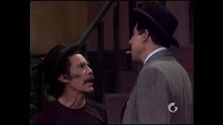 El Chavo  Don Ramon y el Profesor Jirafales pelean por Doña Florinda