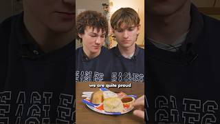 American Highschoolers try British Cream Tea!