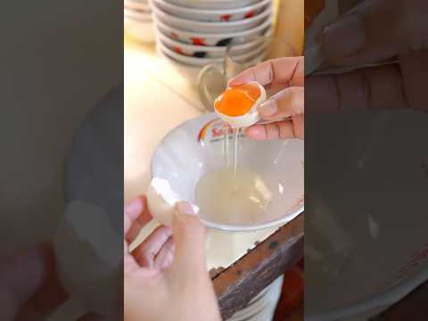 BUBUR MAHAL INI DALAM GANG SEMPIT!