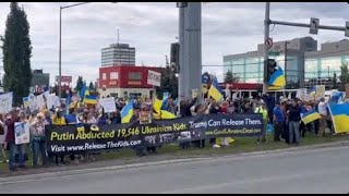 Live: Pro-Ukraine rally held in Anchorage, where Trump is meeting with Putin