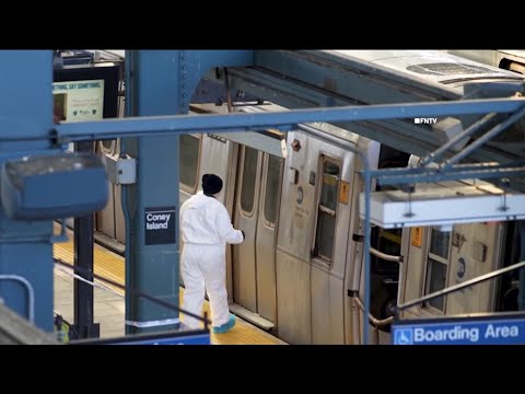 Woman dies after being set on fire aboard F train in Brooklyn | NBC New York