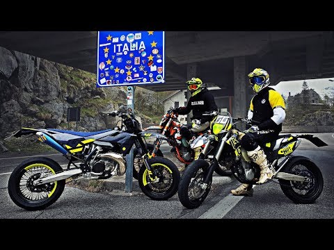 Supermoto Madness | 2 Stroke vs 4 Stroke