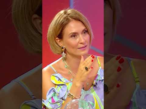 Ceyda Düvenci'nin Bu Özelliğine Çok Şaşıracaksınız! #shorts #bambaşkasohbetler #ceydadüvenci