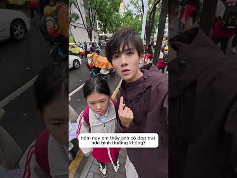 Anh Trai Đón Em Gái Tan Học