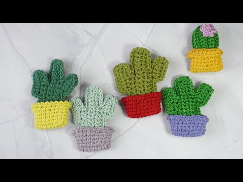 CACTUS PEQUEÑO CON BRAZOS LLAVERO O IMÁN TEJIDO A CROCHET