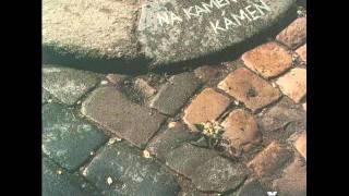 Brontosauři - Na kameni kámen