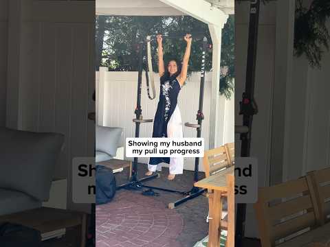 I tried doing a pull up #beginnercalisthenics