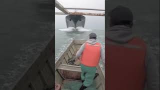 GIANT SHIP Hits Small Boat! 🚢💥