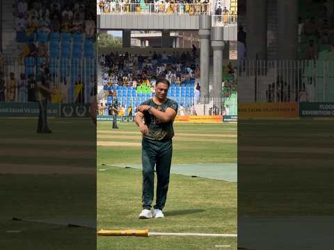 Shoaib Akhtar During Peshawar Zalmi Match
