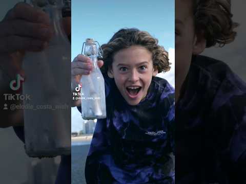Élodie trouve une bouteille à la mer 😱. #shorts - compte tiktok : élodie_costa_wish
