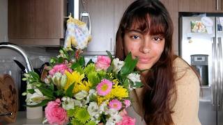 A Spring Vlog💐 | Farmers Market, GRWM, Opening PR Packages