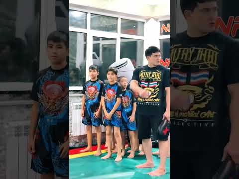 Тайсон опаздывает на тренировку