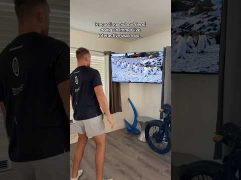 The way he kept looking back for approval ๐ญ