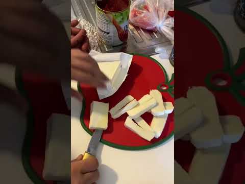 Sadece suyuna banarak 3-5 ekmek bitirten Dayımın Özel Sosisli Tarifi