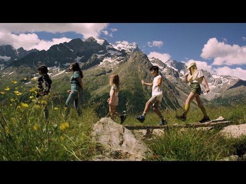 Kids United Nouvelle Génération - Le Lion Est Mort Ce Soir (Clip officiel)