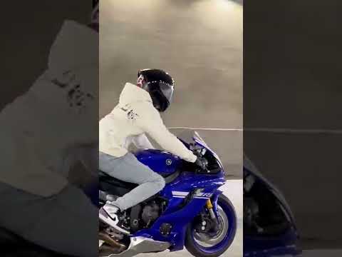 Yamaha R6 🔊