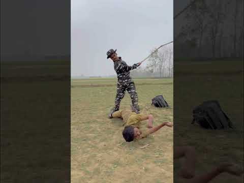 Police 👮‍♂️ ko bachaya Foji ne 😱|| Indian army 🇮🇳🫡#shorts #indianarmy #youtubeshorts #viral