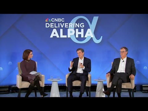 YouTube video thumbnail: Top Investors Weigh Private Options as Public Markets Shrink