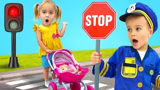 Crianças aprendem segurança rodoviária e regras de trânsito
