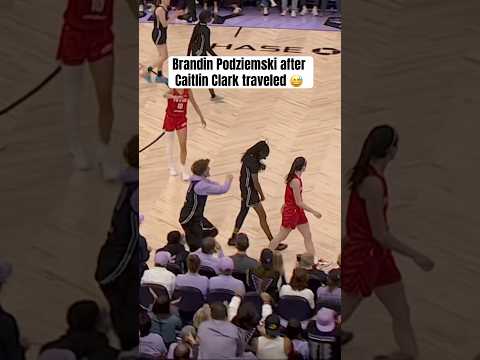 Podz had to let Caitlin know ๐