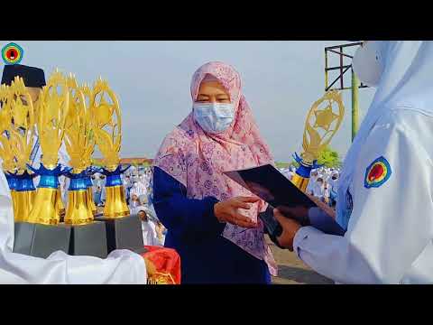 Upacara Perdana Semester Genap di SMK Yasmi Gebang