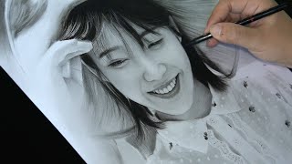 Drawing IU (Lee Ji-eun) with Pencils - JNB Lover