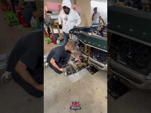Showing Rod Wave under his Donk! #donk #i95motorsports #rodwave