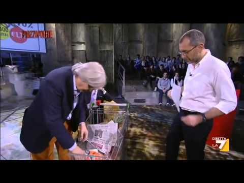 Piazzapulita - La spesa di Sgarbi: "Il punto dell'Euro è un punto di merda!"