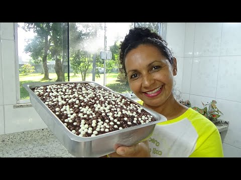 BOLO DE CHOCOLATE FOFINHO COM CACAU COLHIDO DO PÉ