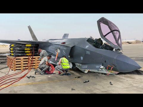 US Air Force Genius Techniques to Recover $100 Million Stealth Aircraft