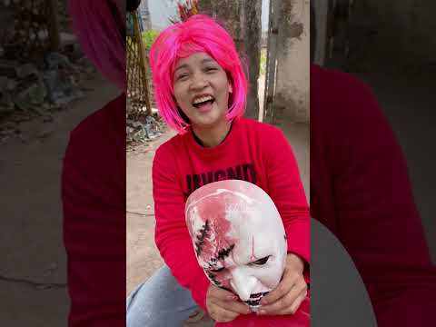 Cô gái buồn khi bị lấy hết mặt nạ - The girl was sad when all her masks were taken away #shorts