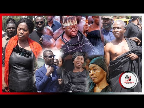 BREAKING: Lumba’s Sister Akosua Bempomaa Invokes Otumfuor ‘NTAM KESE3’ On Abusuapanin Wusu @ Court