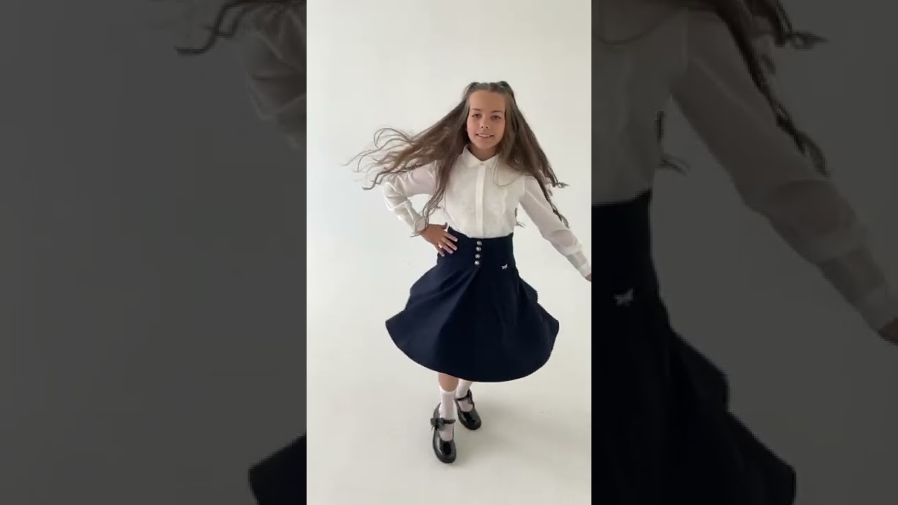 Блузка Lanson Kids с кружевом белая - видео Блузка Lanson Kids с кружевом белая - видео