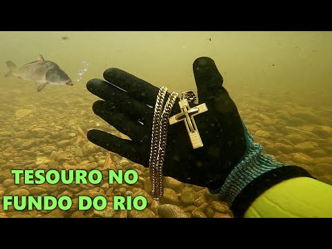 Mergulhei no fundo rio e achei relógio, cordão de ouro, anel de prata ( River in the Treasure )