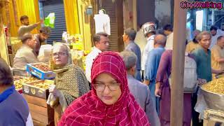 Walking Through Akbari Mandi's Hidden Treasures