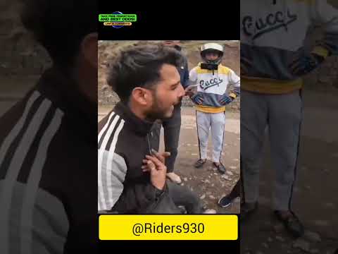guys ? car vale na karva diay crash ? #viral #ktms #ninja #ktm