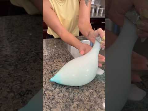 Genius cleaning hack 😲 #hack