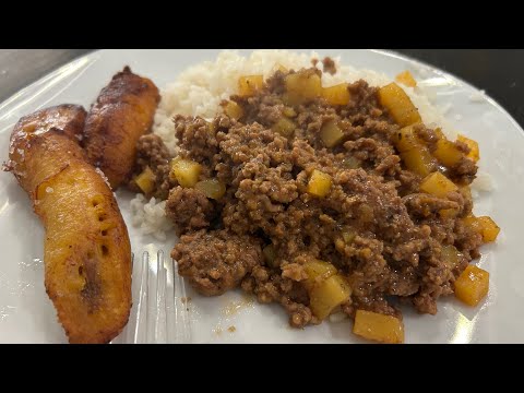 Que cocino hoy ? Carne molida guisada (Picadillo)  y Platanos maduros congelados