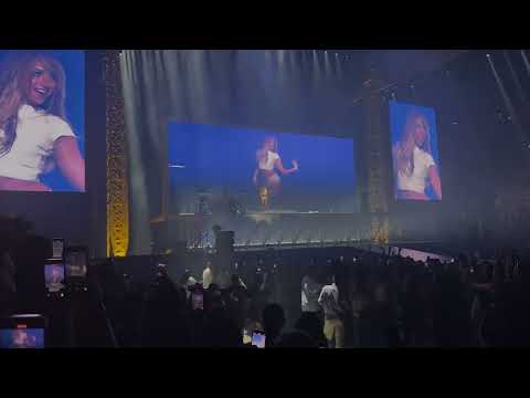 Tate McRae Live - Miss possessive / No I’m not in love - October 9th, 2025