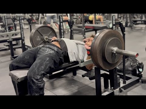 cameraman deserves a raise || deadlifts & squats