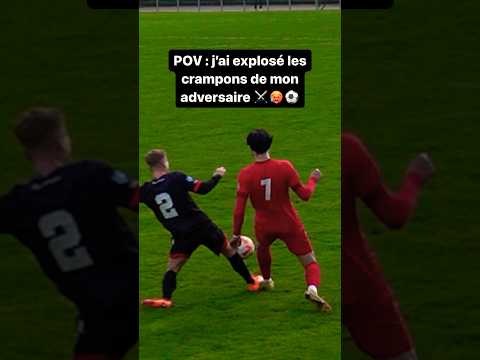 J’ai EXPLOSÉ les crampons de mon adversaire 😱⚔️⚽️