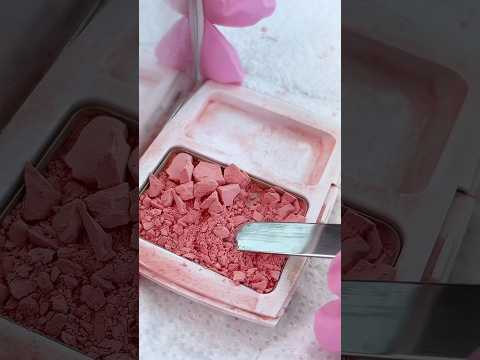 친구가 아끼는 블러셔 복구하기😉알콜을 많이 뿌려서 빨리 마르지 않네요😅알콜 날아갈때 까지 열어두세요😊 #청담언니 #요리하는메이크업아티스트 #shorts