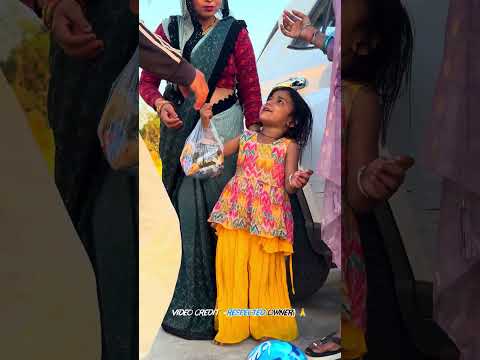 🚀Introducing the "VitaWear SmartBand," a next-generation wearable gadget