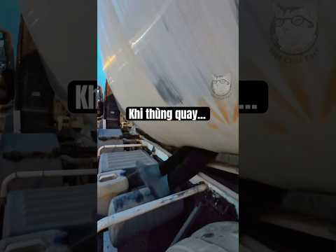 Nếu Bạn Mắc Kẹt Bên Trong Thùng Trộn Bê Tông... 😨