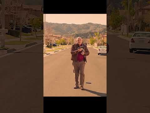 You're in my driveway.#movie #shorts