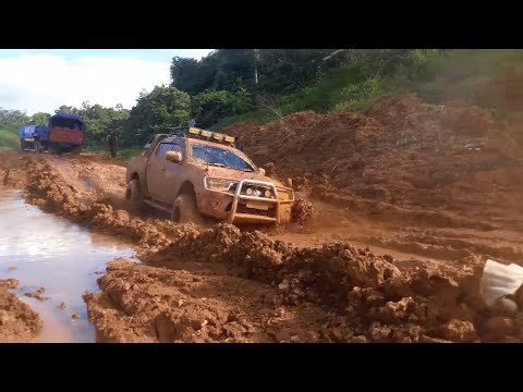 Mitsubishi Strada L200 | Mazda | Triton and Ford Ranger in Mud Track - 4x4 Pickup Truck In Mud Route