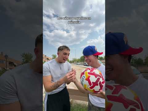 Los niños pequeños en primaria ⚽ #shorts #viral